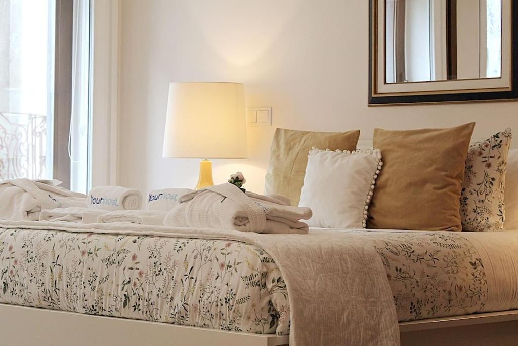 Oliveiras Charming Downtown Apartment